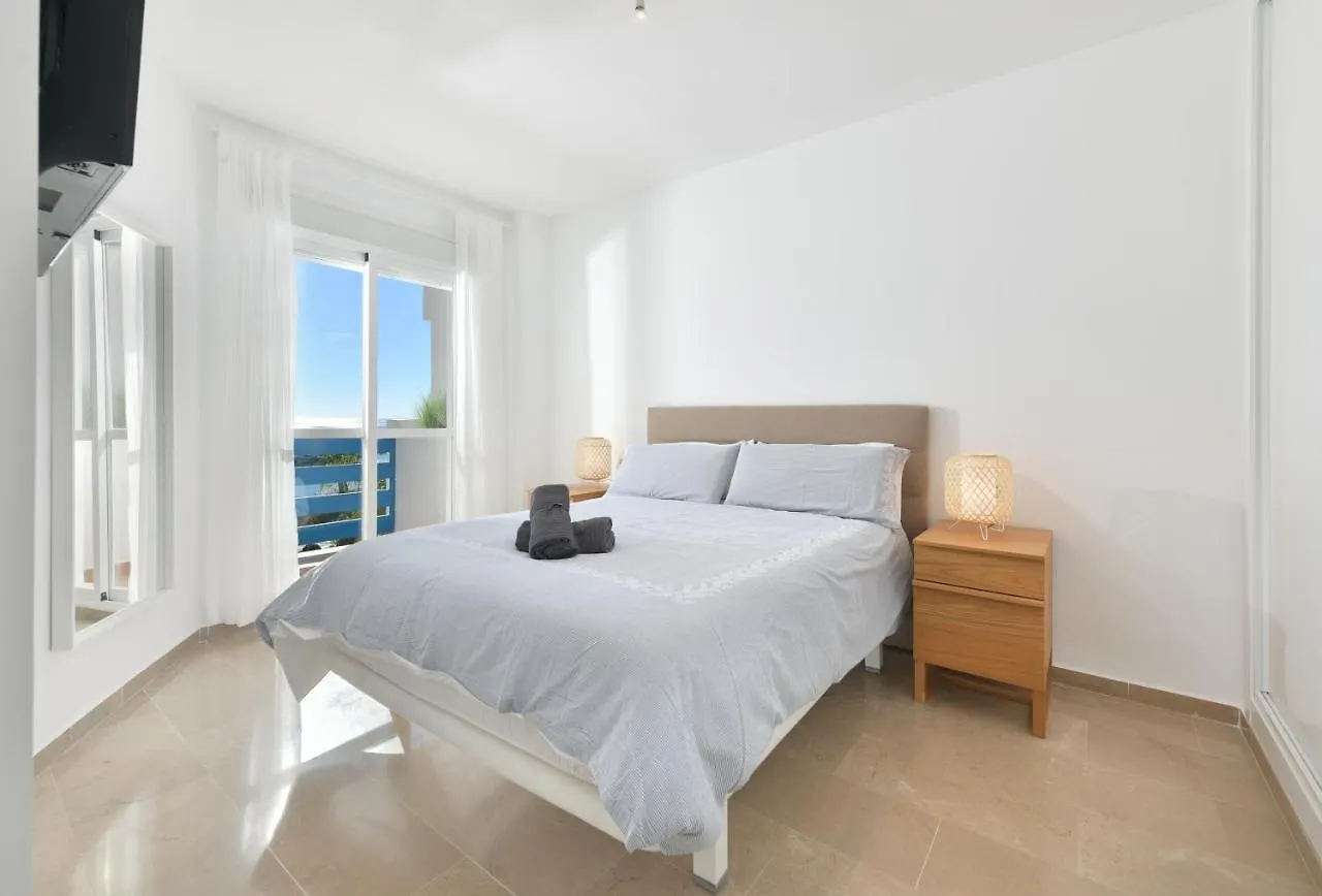 Charming Beachfront Apartment In Estepona Marina